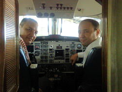 Timur'la B200'ün Pilot Kabininde